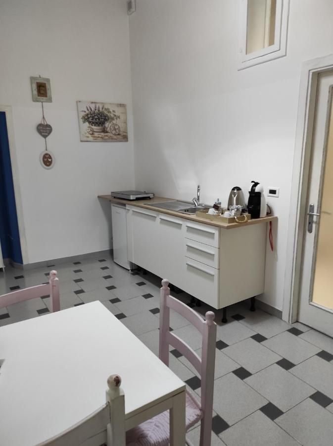 Terra Del Sole Panzió Trani Kültér fotó