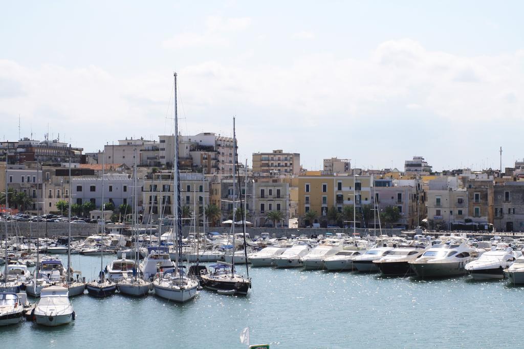 Terra Del Sole Panzió Trani Kültér fotó